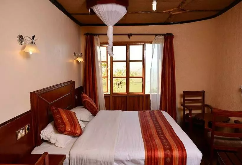 هتل Mara Sun Lodge