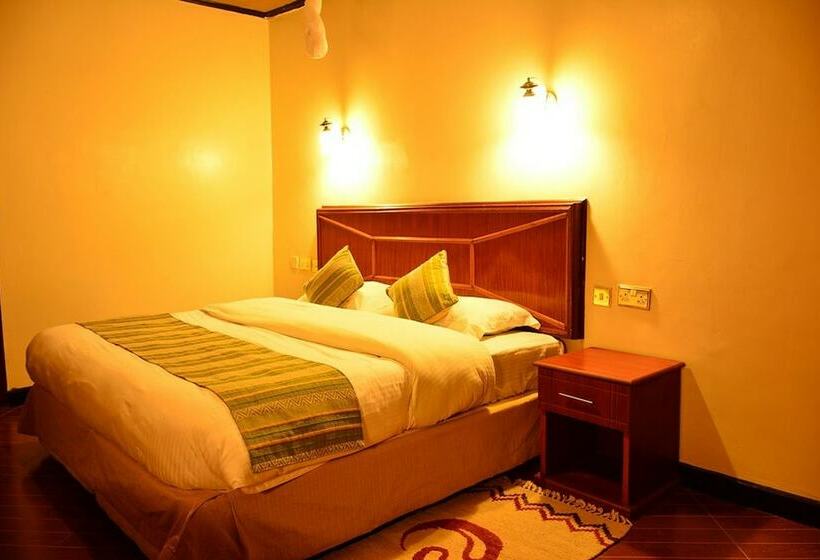 هتل Mara Sun Lodge