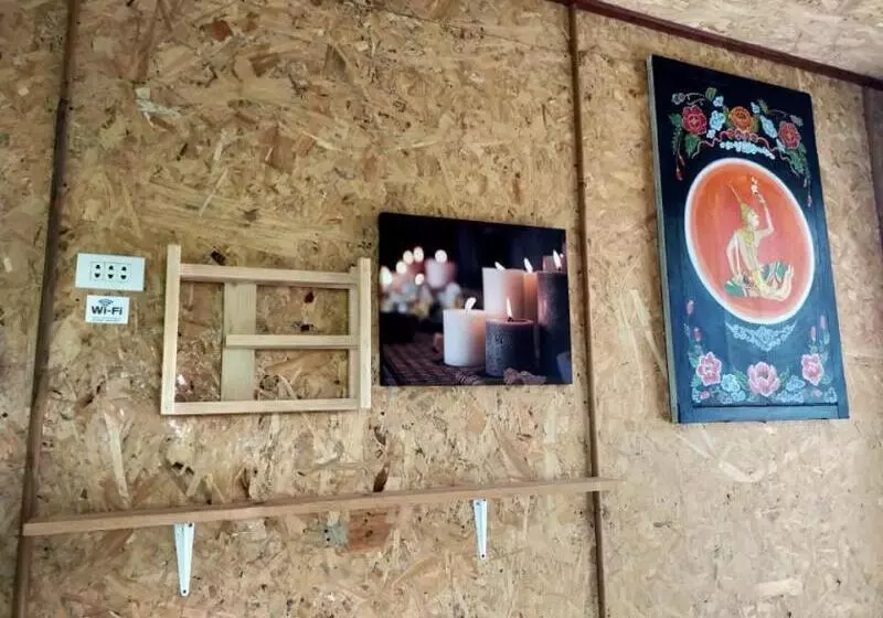 Hotelli Metha Country View Homestay Singburi