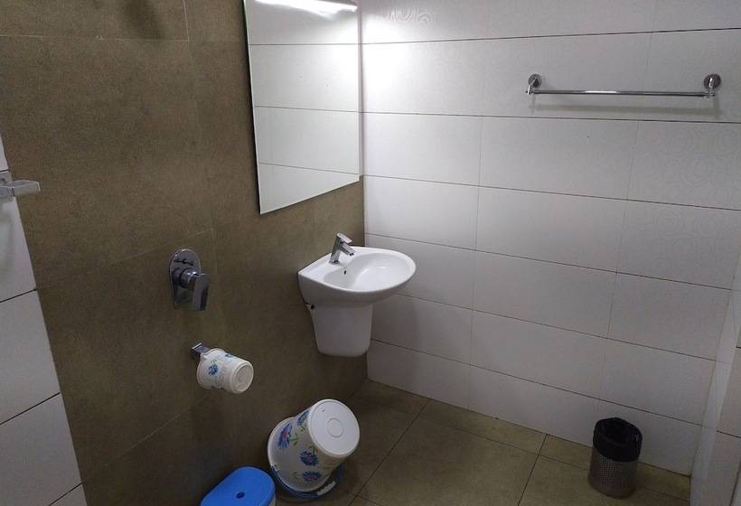 בית מלון כפרי Sownthariyam