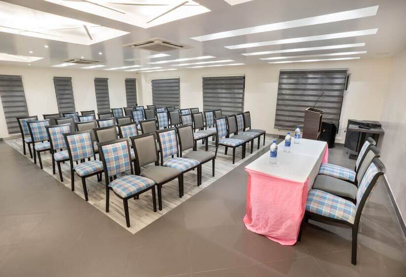 Hotel Visakka S The Amethyst