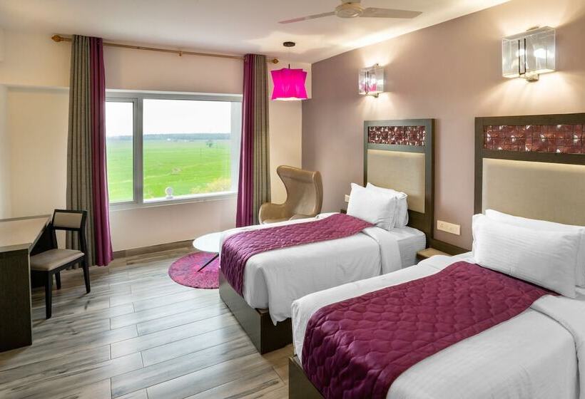 Hotel Visakka S The Amethyst