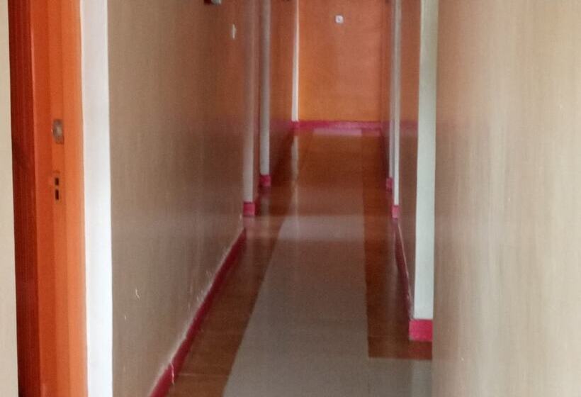 هتل Comfy Night Guest House