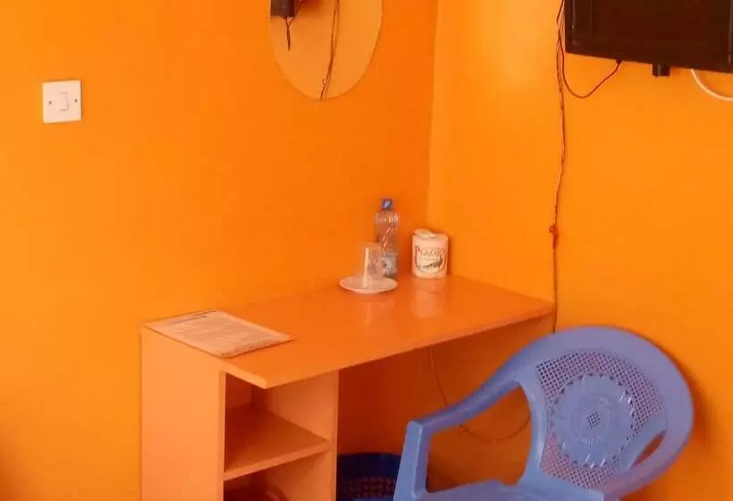 هتل Comfy Night Guest House