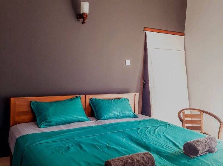 Hotell Dollyz Home Sri Lanka