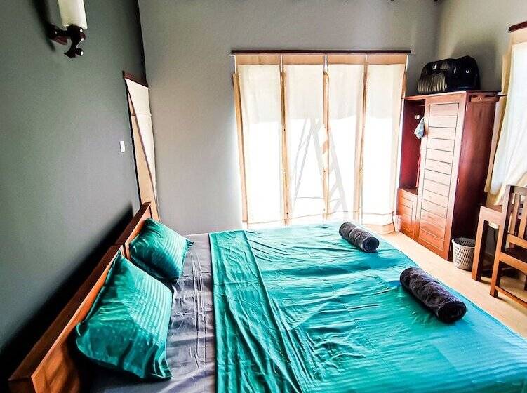 Hotell Dollyz Home Sri Lanka