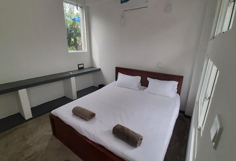 Hotell Dollyz Home Sri Lanka