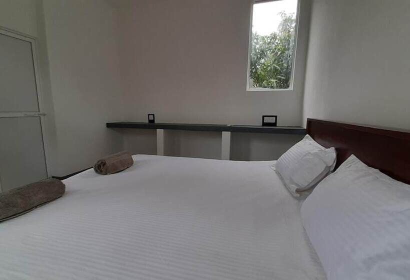 Hotell Dollyz Home Sri Lanka