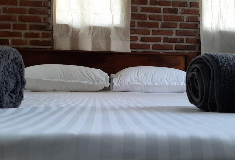 Hotell Dollyz Home Sri Lanka