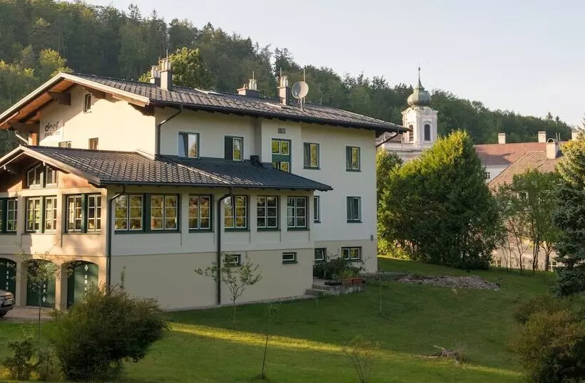 Hotelli Dorfpension Mariahilfberg