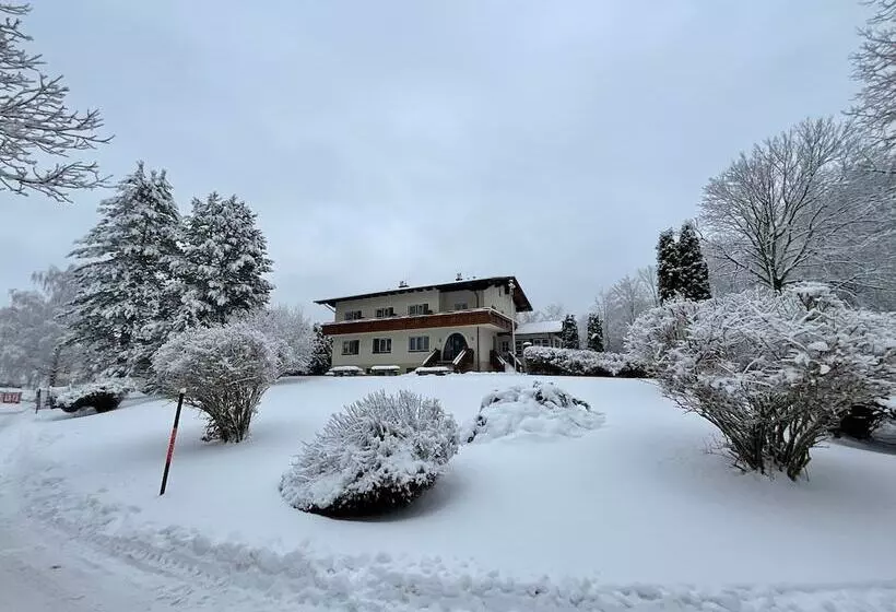 Hotelli Dorfpension Mariahilfberg