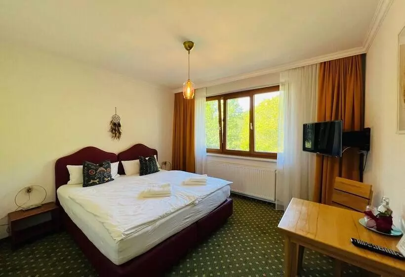 Hotelli Dorfpension Mariahilfberg