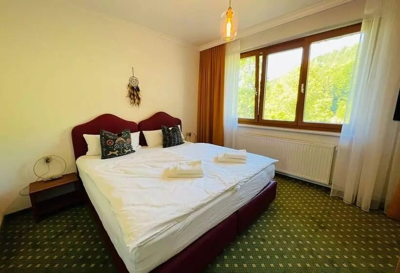 Hotelli Dorfpension Mariahilfberg