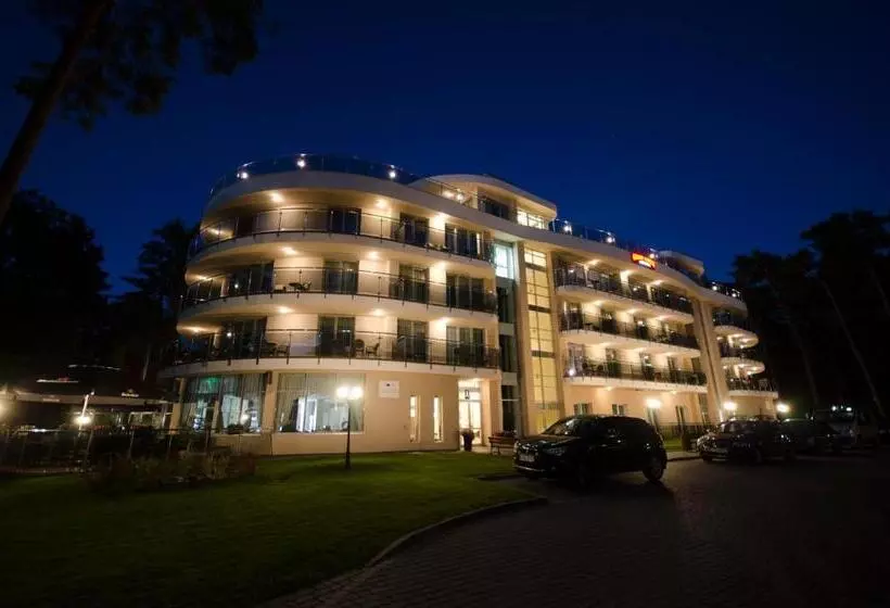 Hotelli Grand Kapitan Medi Spa   Pokoje Ozonowane