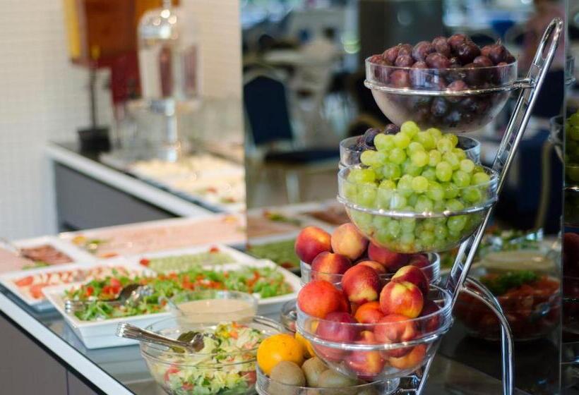 فندق Grand Kapitan Medi Spa   Pokoje Ozonowane