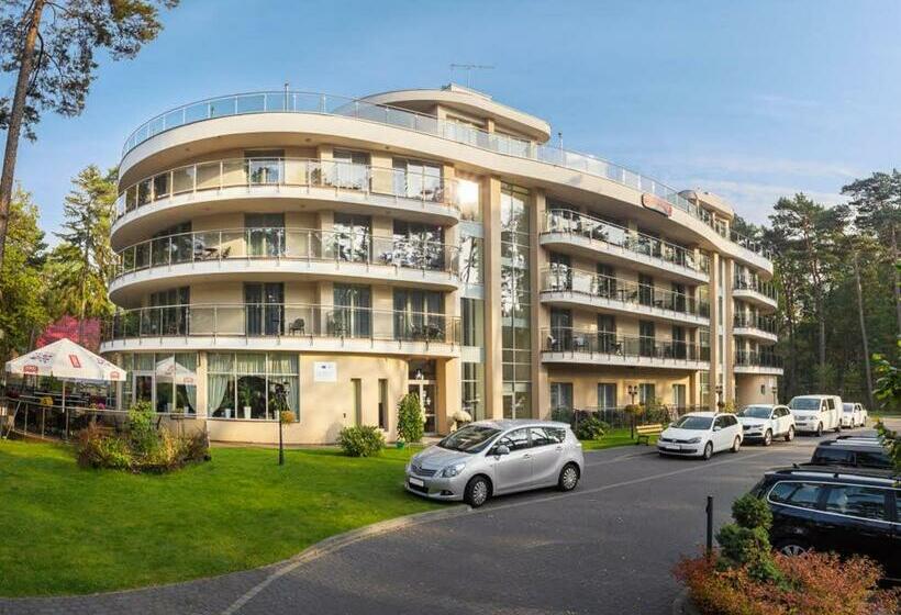 فندق Grand Kapitan Medi Spa   Pokoje Ozonowane