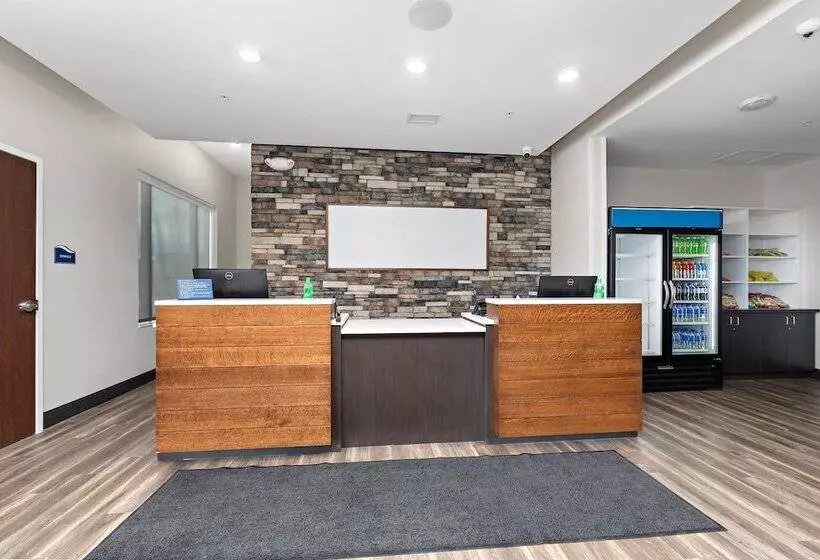 Hotelli Holiday Inn Express Kansas City North Parkville, An Ihg