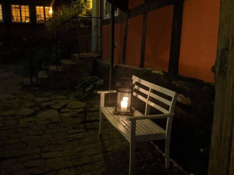 בית מלון כפרי Pensionat Næsgaarden