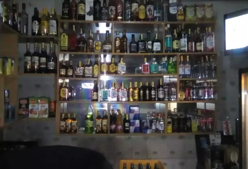 هتل Patron S Pub & Lounge