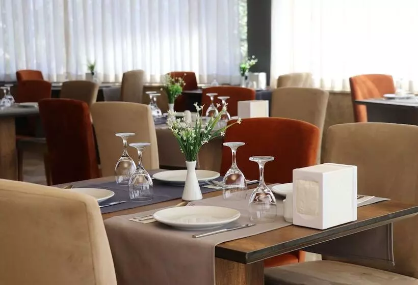 هتل Toros Holiday Resort & Spa