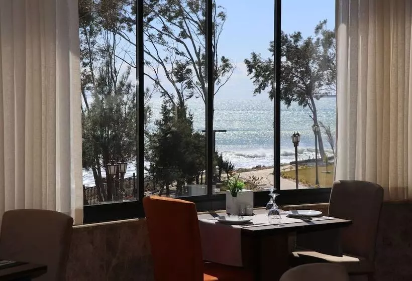 هتل Toros Holiday Resort & Spa