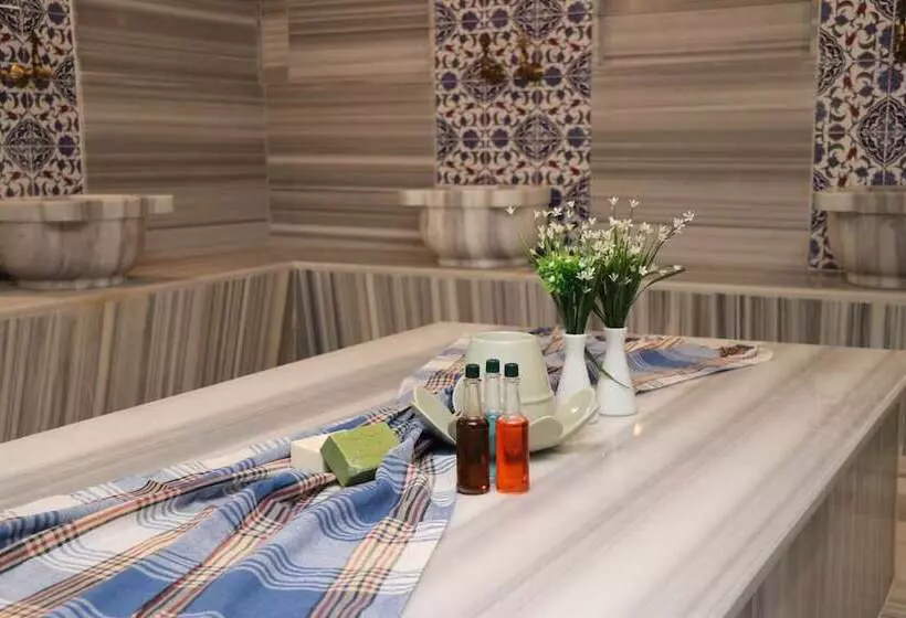 هتل Toros Holiday Resort & Spa