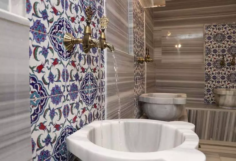 هتل Toros Holiday Resort & Spa