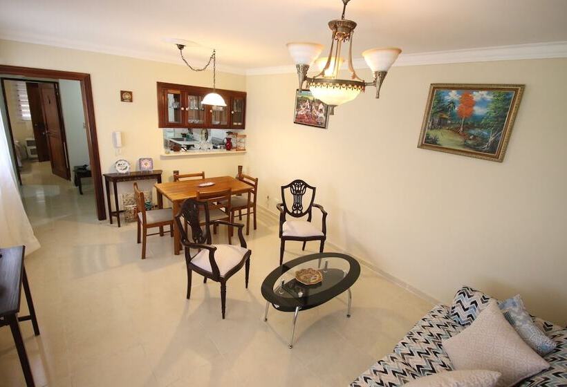 هتل Hostal Caribean Apart