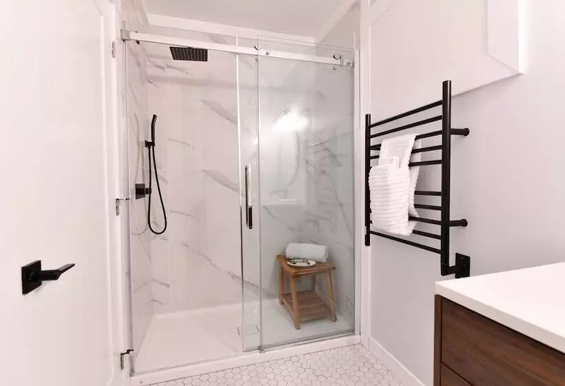 Hotelli Jardin Suites Highfield