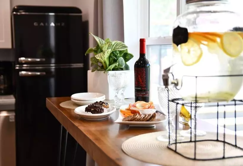 Hotelli Jardin Suites Highfield