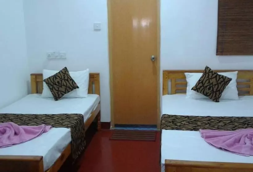 هتل Ubay Guest House