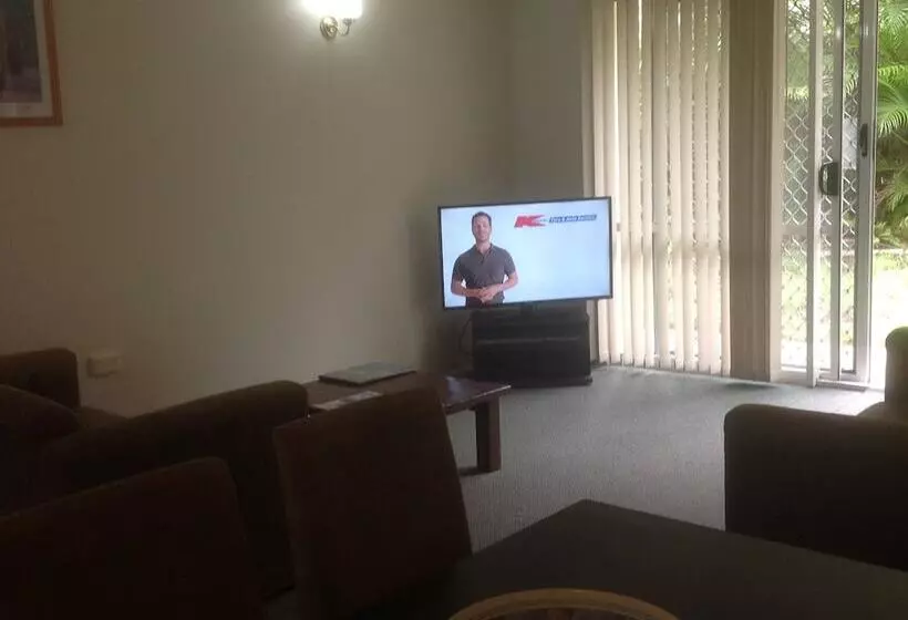 Bayshores Holiday Apartments