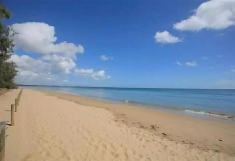 Bayshores Holiday Apartments