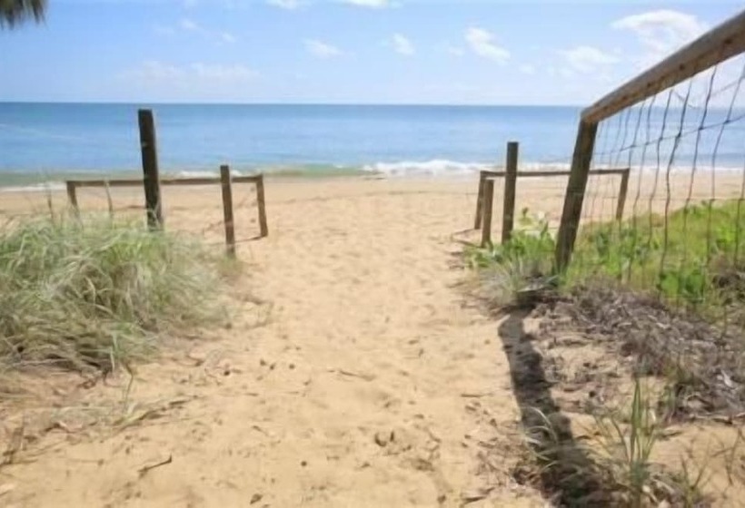 Bayshores Holiday Apartments