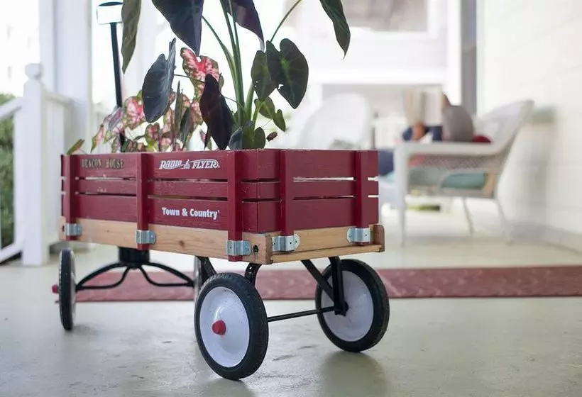 Beacon House Inn Bed & Breakfast