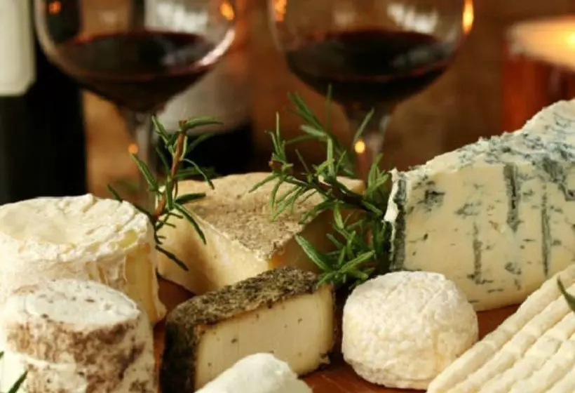 تختخواب و صبحانه Maison Lavigne