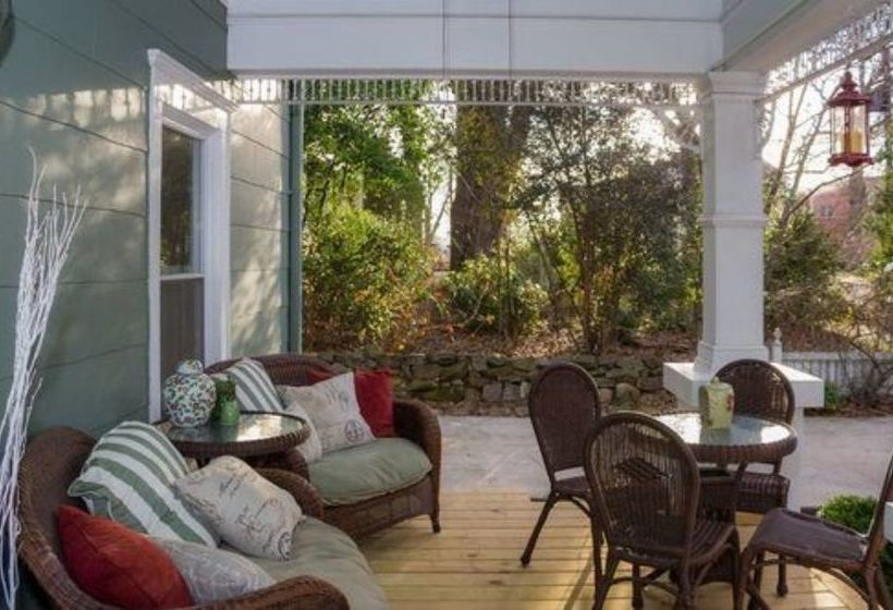 مبيت وإفطار Maison Lavigne