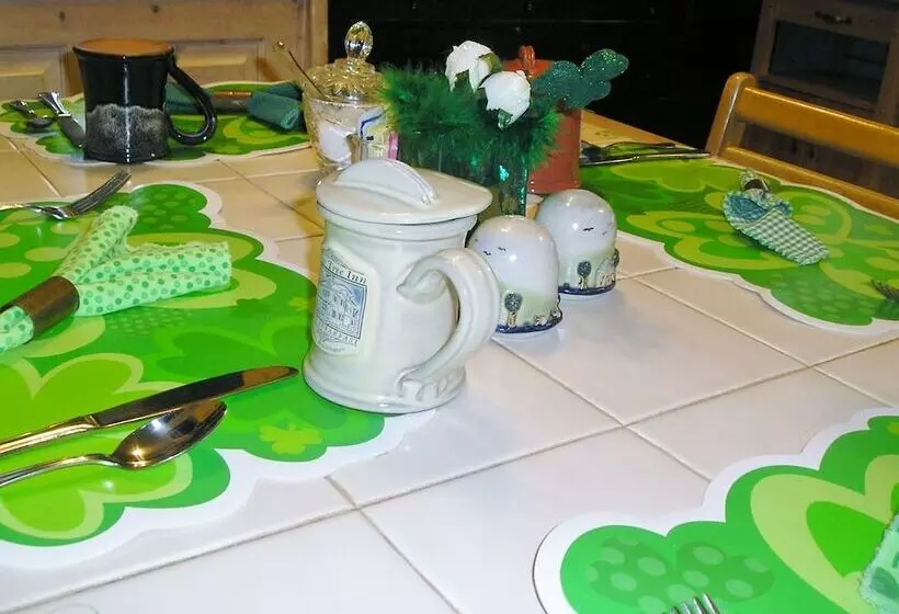 住宿加早餐  Miller Tree Inn