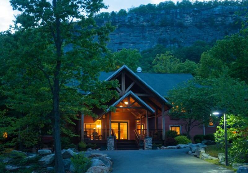 住宿加早餐  Minnewaska Lodge