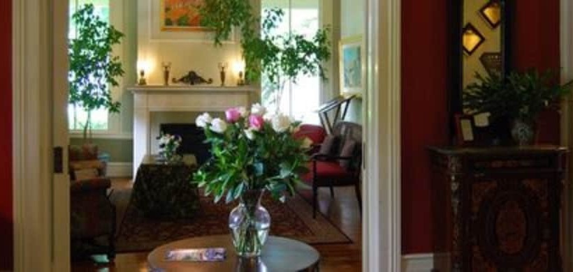 تختخواب و صبحانه Rothschild Pound House Inn