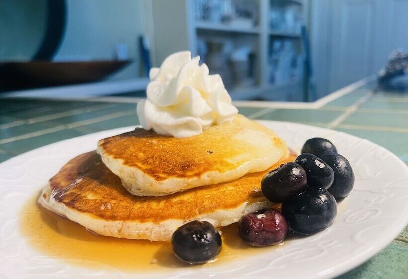 تختخواب و صبحانه Rothschild Pound House Inn