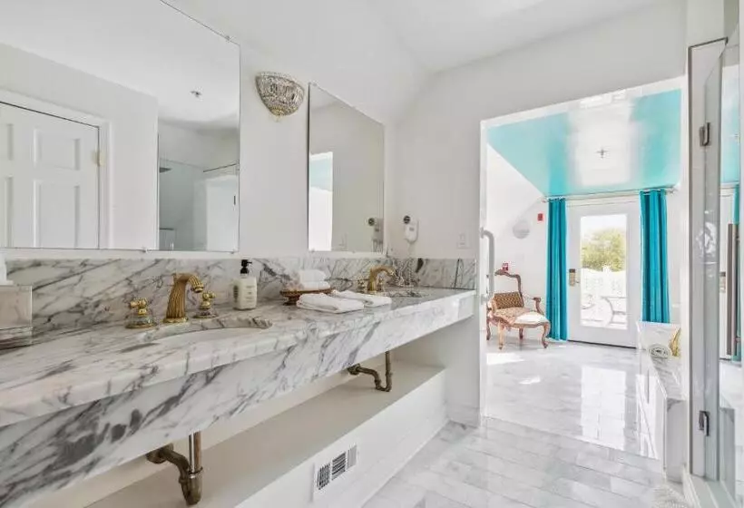 ベッドアンドブレックファースト The Columbia Inn At Peralynna