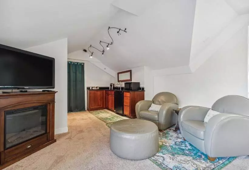 ベッドアンドブレックファースト The Columbia Inn At Peralynna