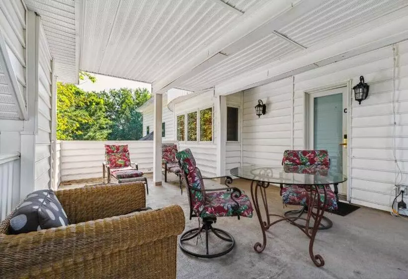 ベッドアンドブレックファースト The Columbia Inn At Peralynna