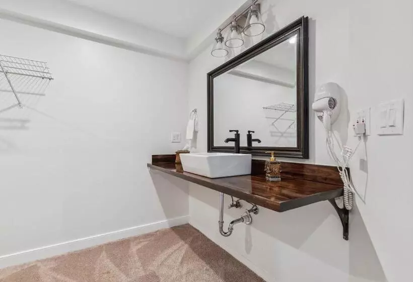 ベッドアンドブレックファースト The Columbia Inn At Peralynna