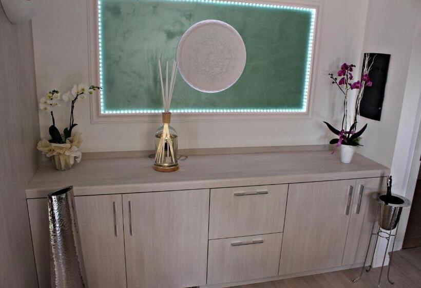 Paradiso Hotel Bovelacci