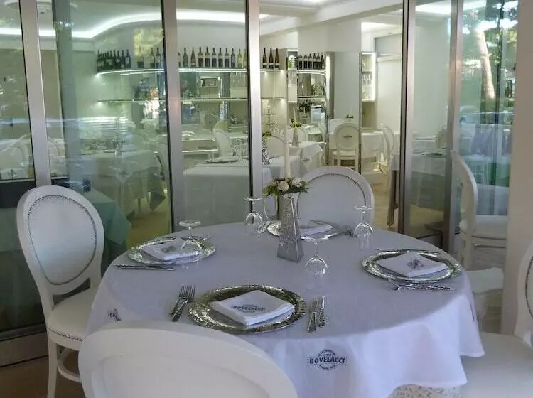 Paradiso Hotel Bovelacci