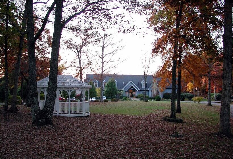 Garden Inn Bed & Breakfast At Bee Rock