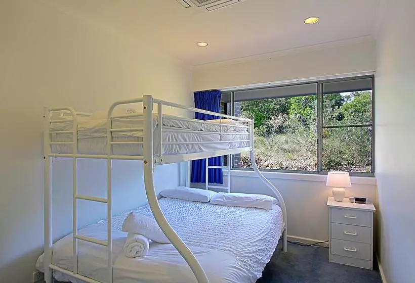 ホテル 11 James Cook Apartments