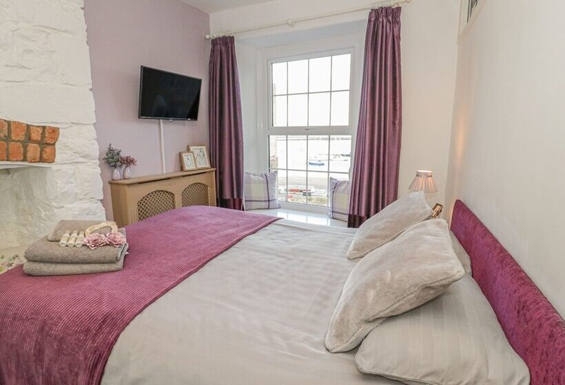 ホテル Castle Apartment